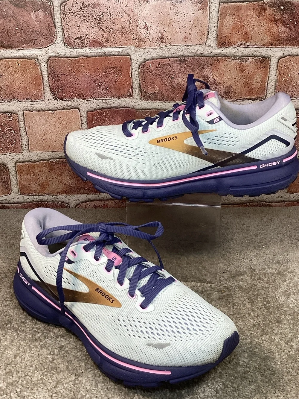 Brooks Ghost 15 women’s running shoes sneakers size 6.5